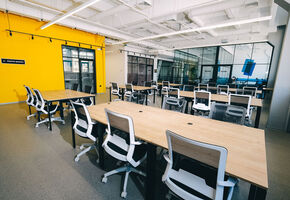 Компанія UALCOM оформила простір нового офісу LIFT99 в м. Київ.